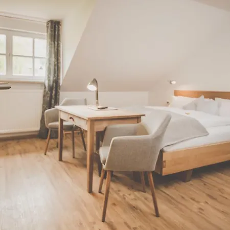 Wild-berghof Buchet Inn